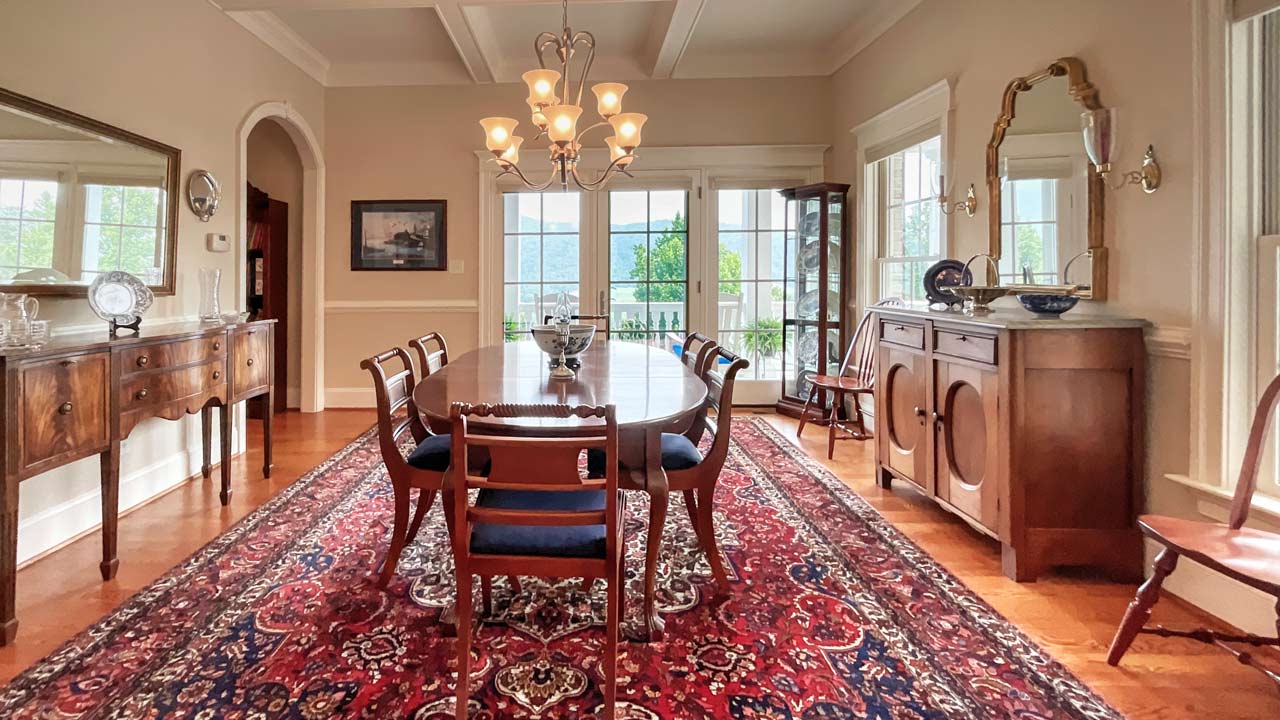 121 Lexington Ct spacious dining room with mountain and vineyard views